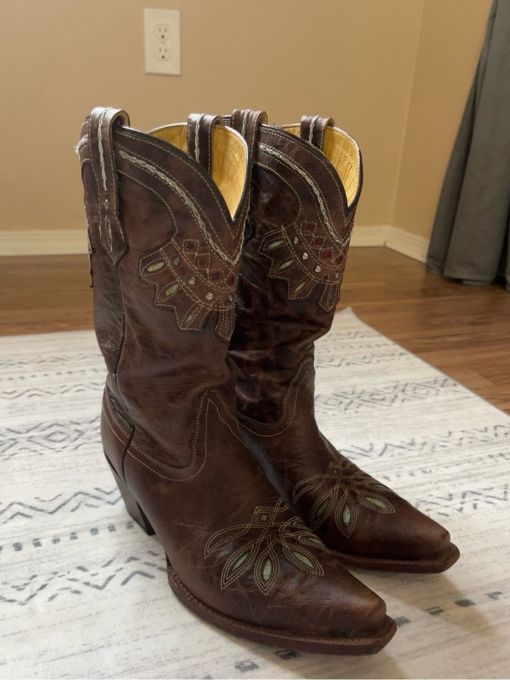 Tony Lama Brown Leather Embroidered Western Boots